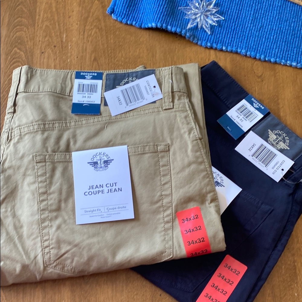 Dockers Tan and Blue Chinos NWT’s